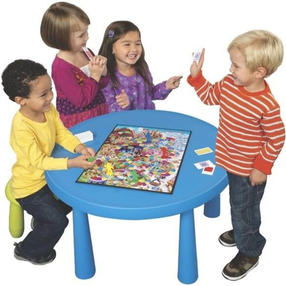 Hasbro Candy Land Board Game for Kids Ages 3 and Up Classic Family Game - Picture 3 of 5